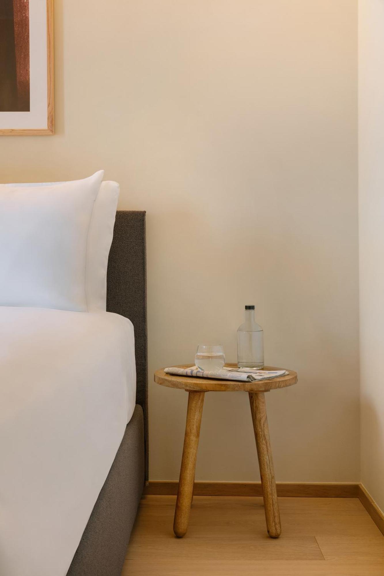 Sonder Manzoni Aparthotel Milan Bilik gambar